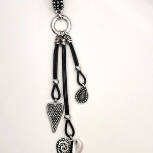Scarf Necklace Jewelry, Black and Silver Coloring, Lightweight, and so much fun!